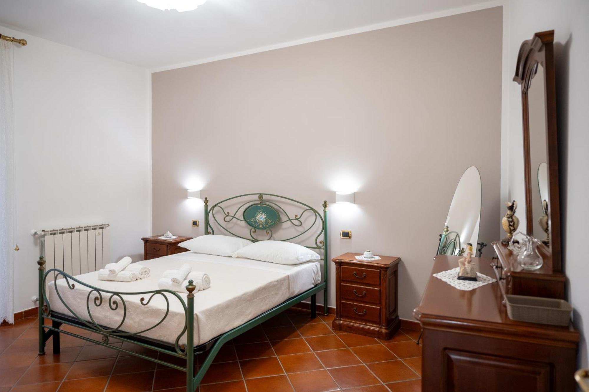 Casa Vacanze Tramonto Alla Marina Cefalu Exterior photo